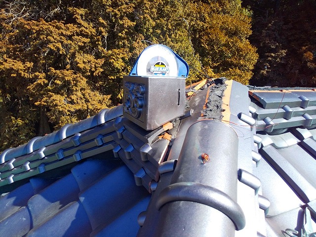 エブリ台の前後の傾きを確認します