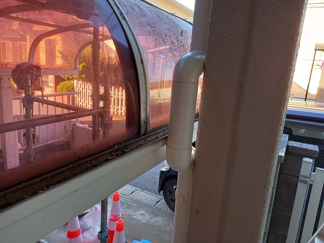 複雑な竪樋の交換完了