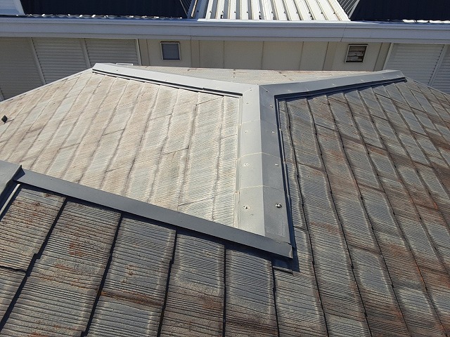 カバー前の屋根　牛久市