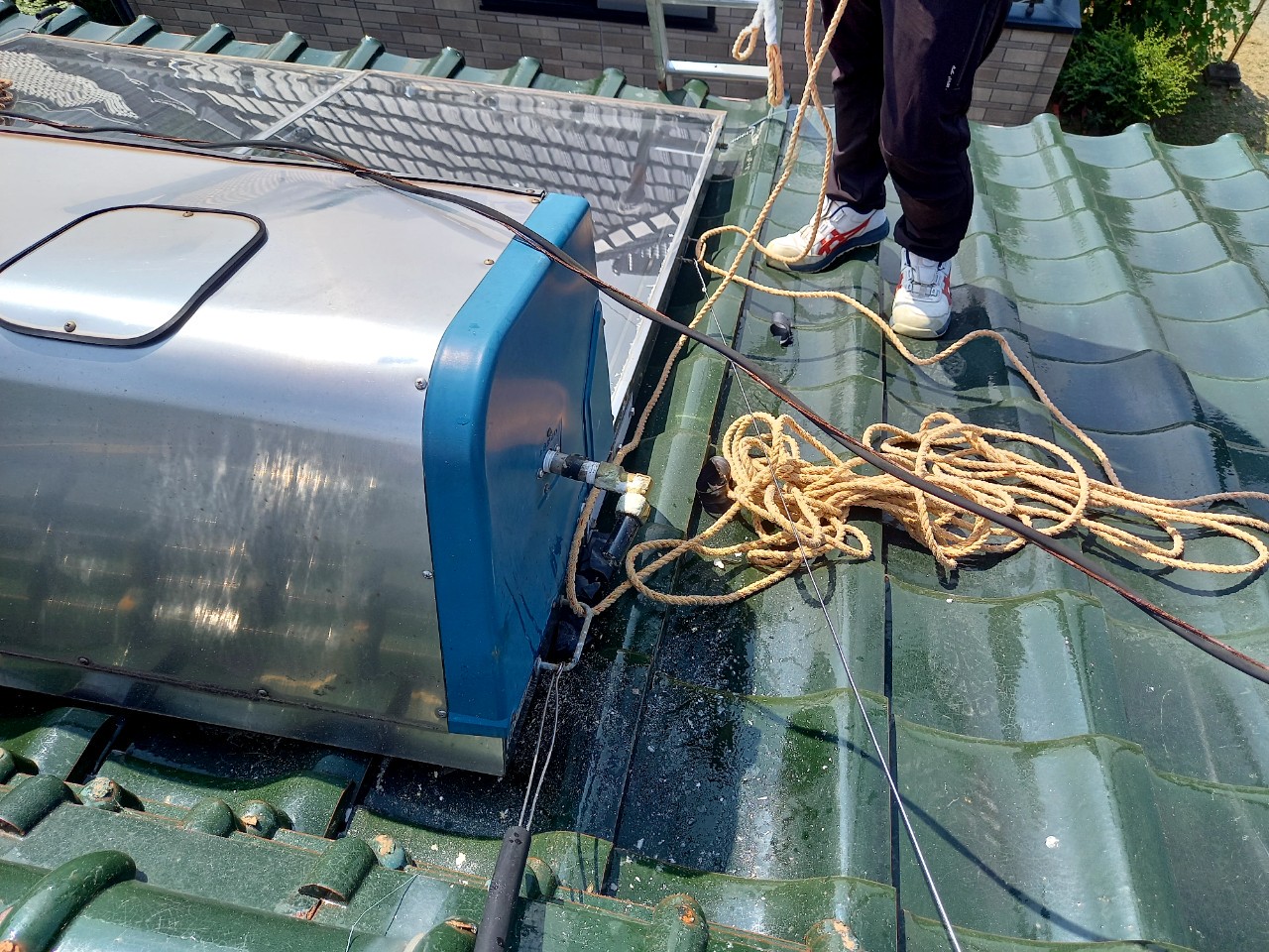 石岡市　太陽熱撤去の段取りをしています