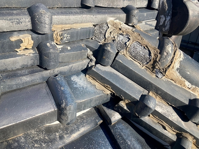 大棟と隅棟の緩衝部