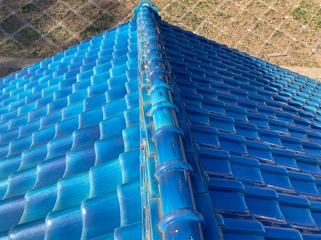 曲がってしまった大棟