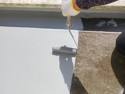 ベランダ防水トップコート塗布