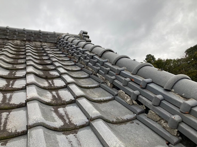 化粧棟の漆喰はがれ重症