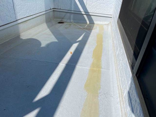 FRP防水下地処理が完了しました