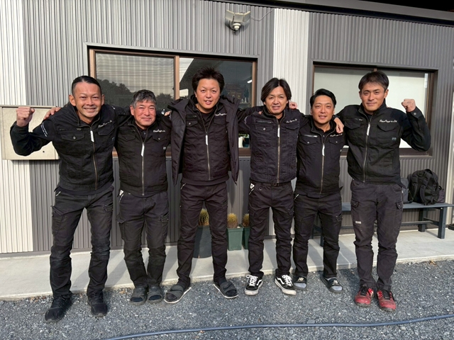 岡野工業スタッフ写真