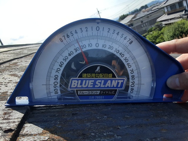 建築用勾配目盛機