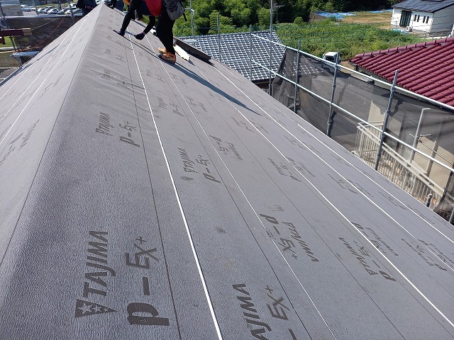 防水シート施工