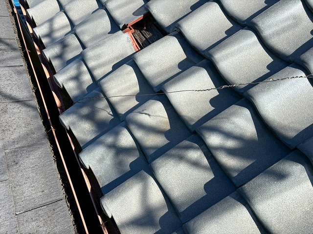 強風被害が疑われる雨漏り