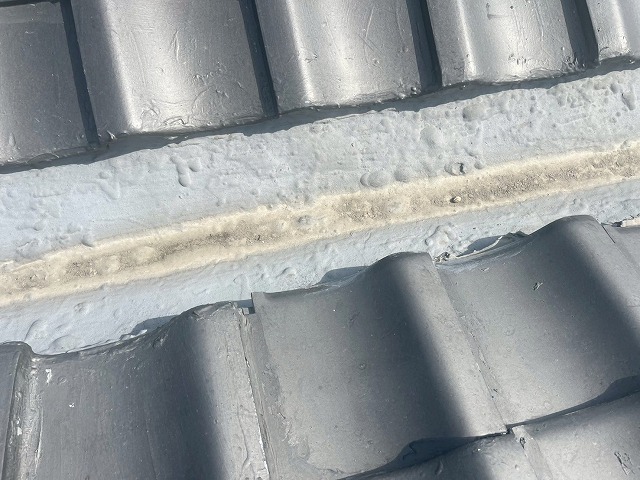 雨漏り原因は隣との境目部分