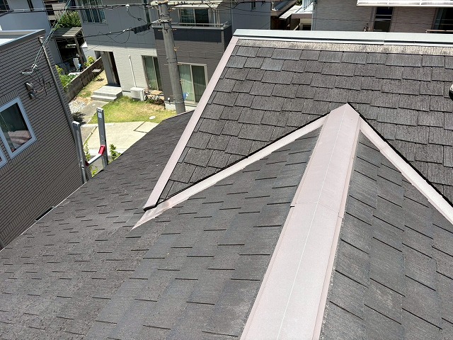 コロニアル屋根の現地調査