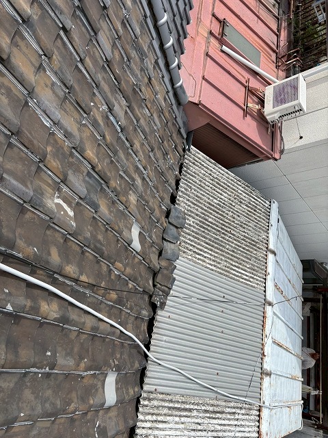 経年劣化が進んだ屋根