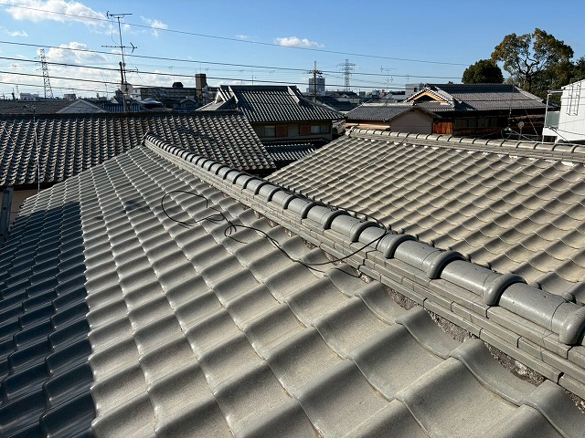 アンテナが倒れた屋根の状態確認