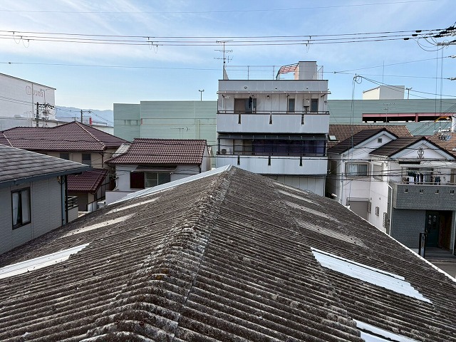 倉庫の屋根修理もおまかせ