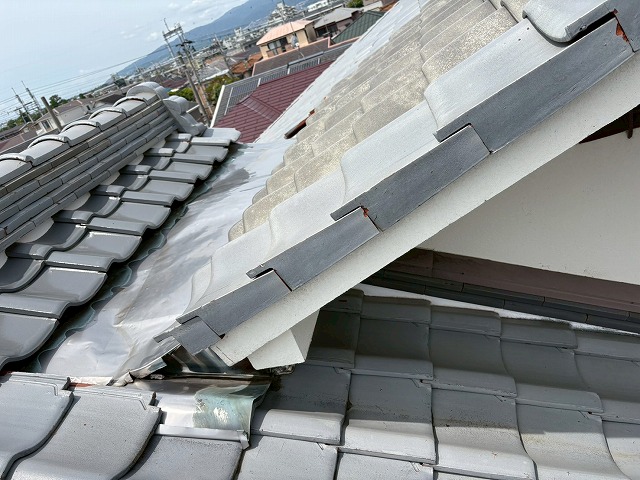 雨漏りしやすい複雑な屋根