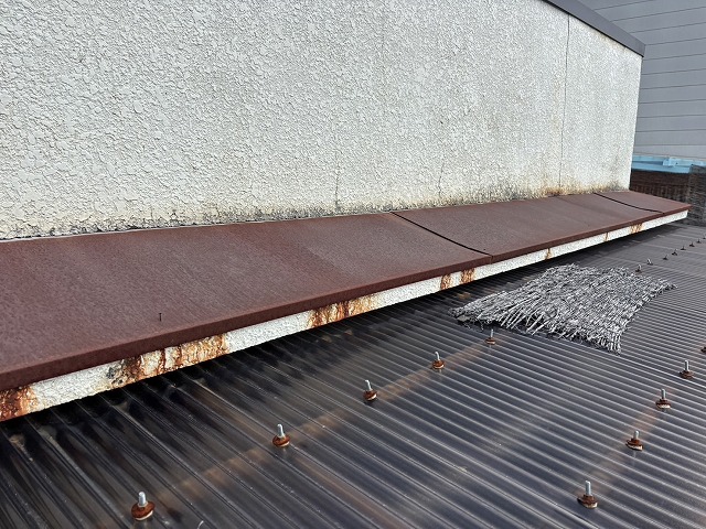 サビがひどい板金