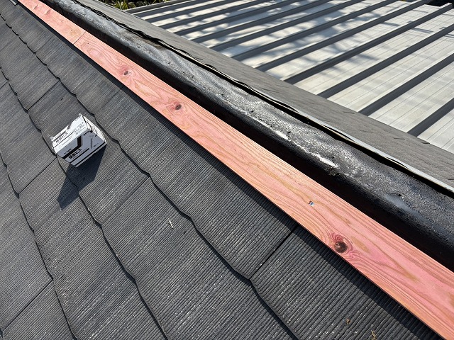 新しい貫板の設置と確実な固定