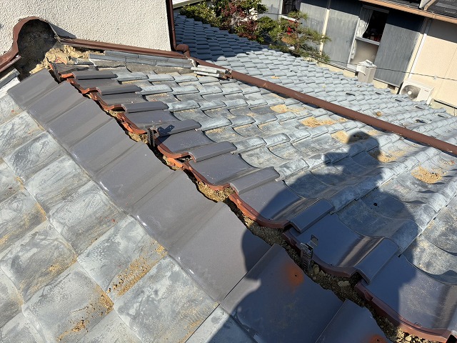棟下の桟瓦新設