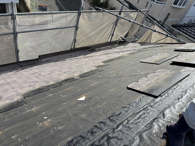 既存スレート材の撤去