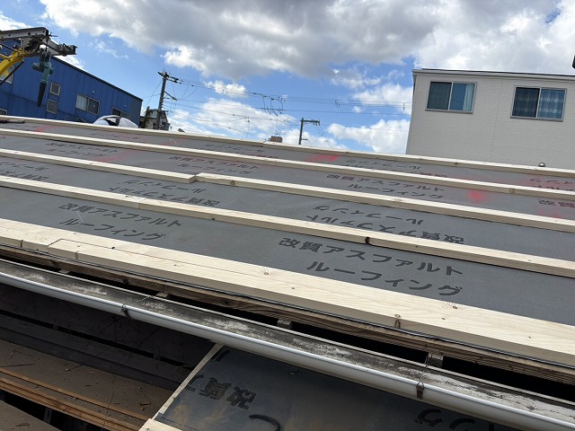 合板の増し張りと下地調整