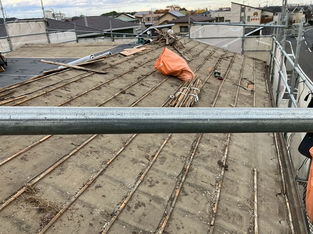 仙台市太白区　セメント瓦を解体した様子