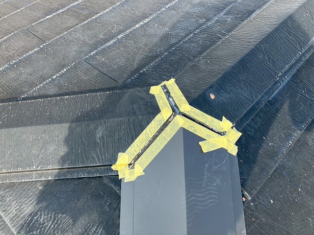 棟包み板金の頂部に防水処理