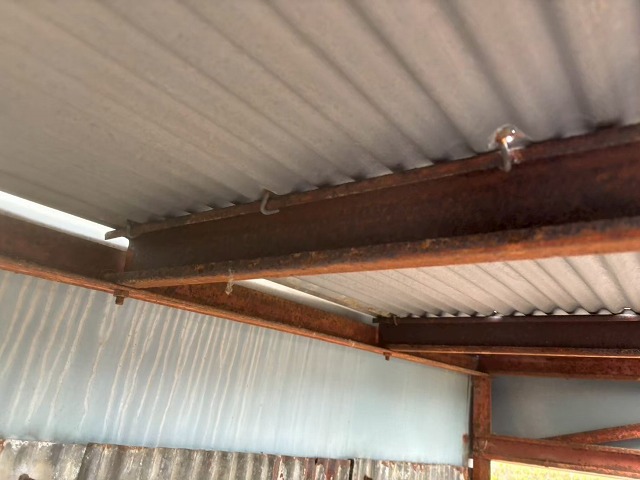 トタン屋根交換工事施工前