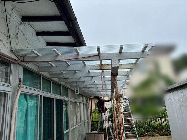 仙台市太白区-ポリカ波板交換工事-新しいポリカ波板