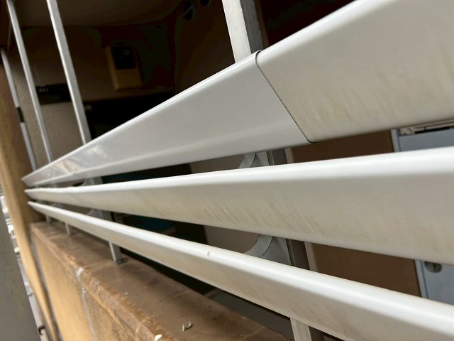 仙台市太白区-ルーバー手すりの接続部修繕工事