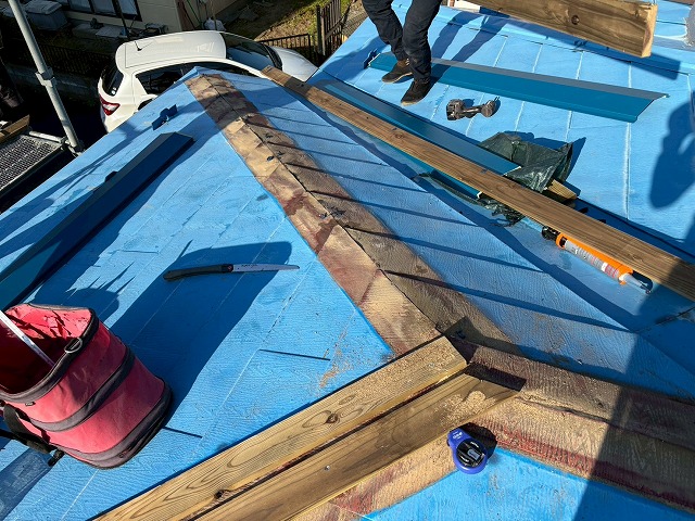 仙台市太白区 棟板金交換工事 既存木下地撤去