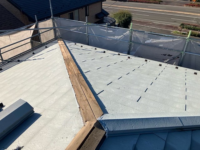 仙台市太白区 棟板金交換工事 既存棟板金の解体