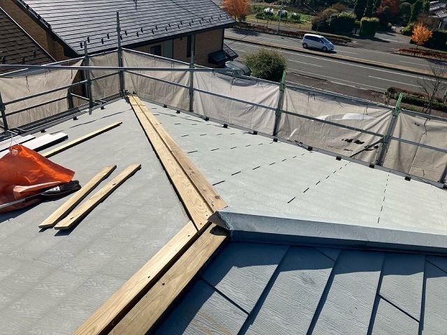 仙台市太白区 棟板金交換工事 木下地設置