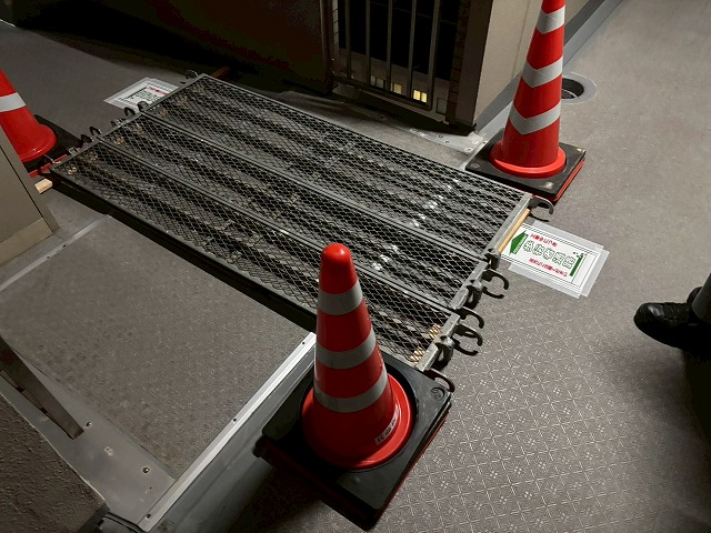 仙台市太白区 防水工事 歩行者通路