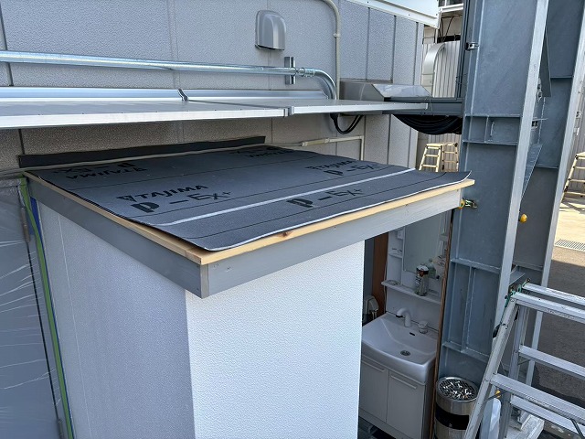 仙台市宮城野区 工場 洗面所 敷居 屋根 ルーフィング