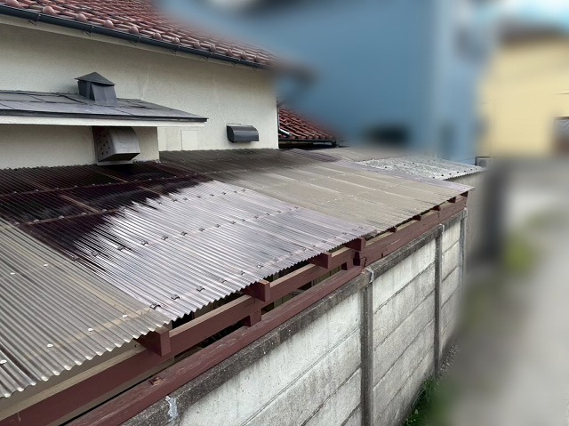 仙台市宮城野区　ポリカ波板交換工事