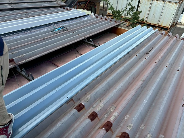 仙台市若林区 倉庫 屋根葺き替え工事 ルーフデッキ設置