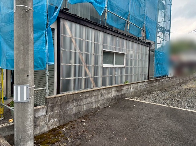 大崎市-外壁ポリカ波板交換工事