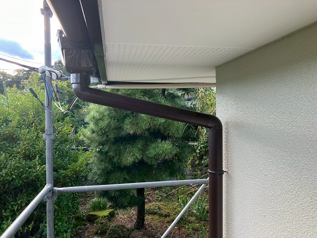 大崎市岩出山 竪樋の設置