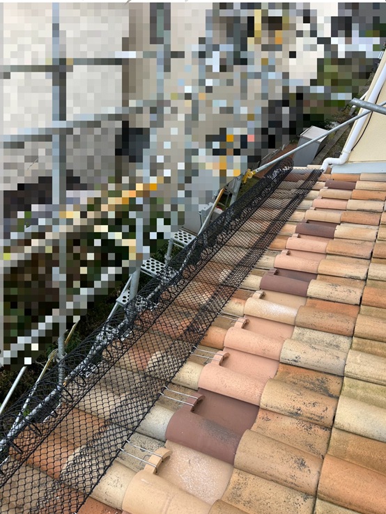 雪止めネット取り付け