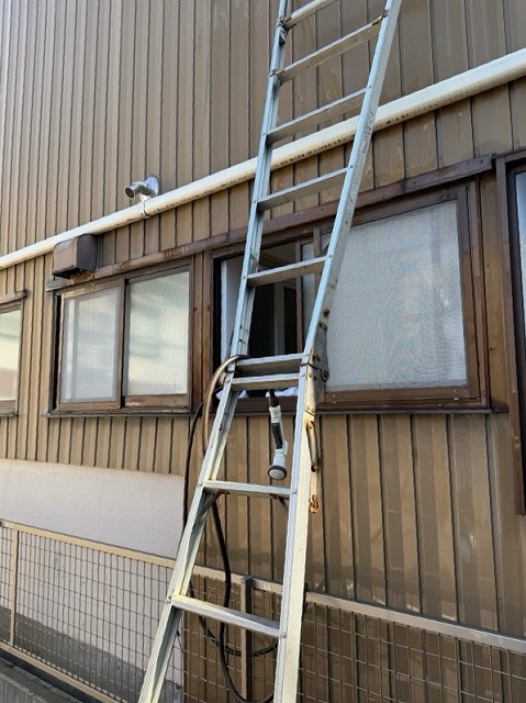 洗面所　雨漏り　現場調査　散水試験