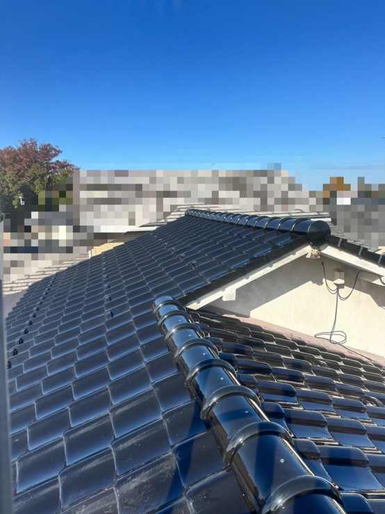 奴葺き屋根葺き替え工事完了