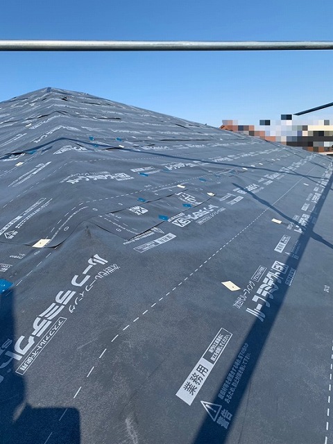 スレート屋根のリフォーム　防水シート設置