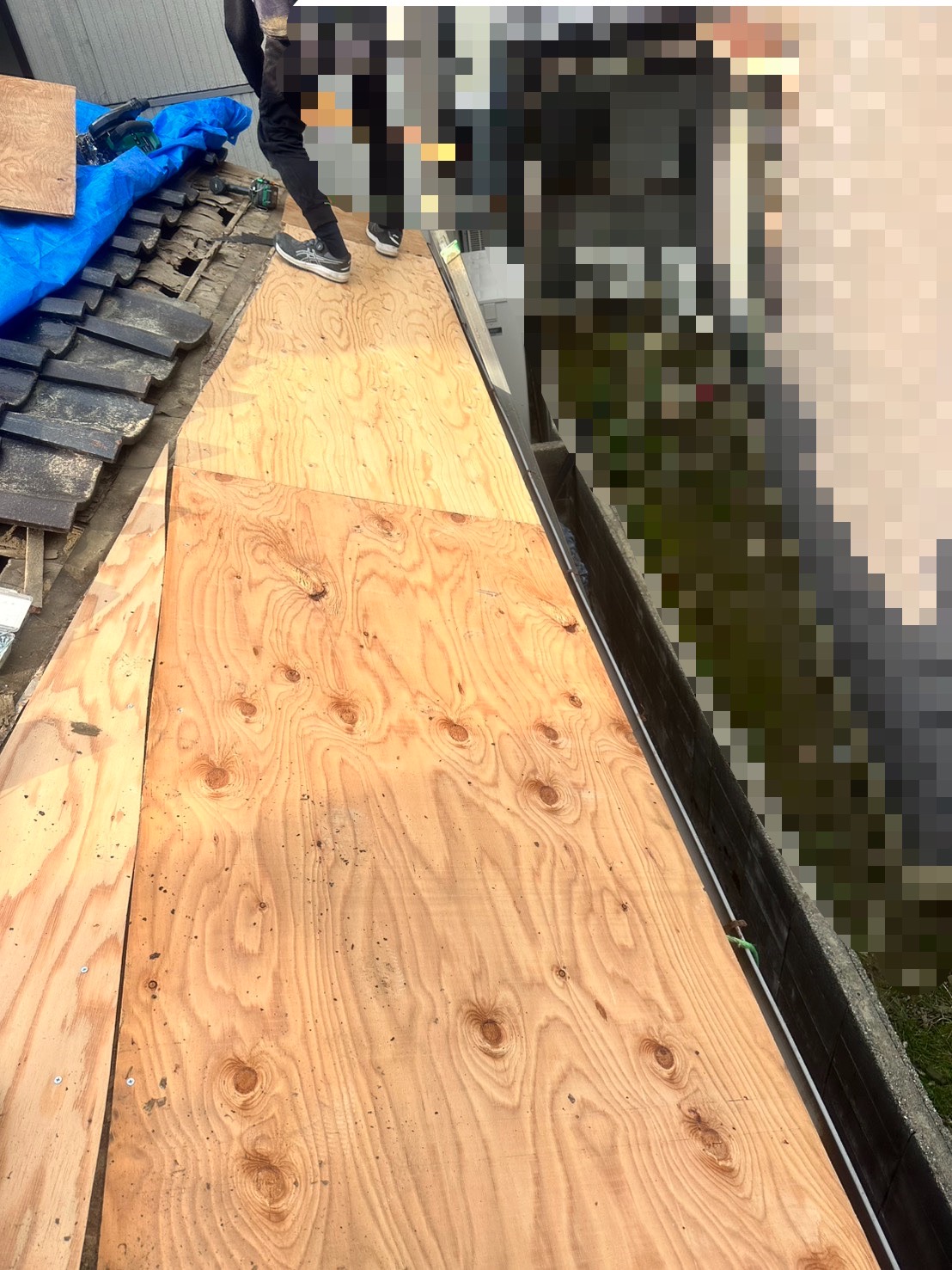 新しい木下地を重ねて設置