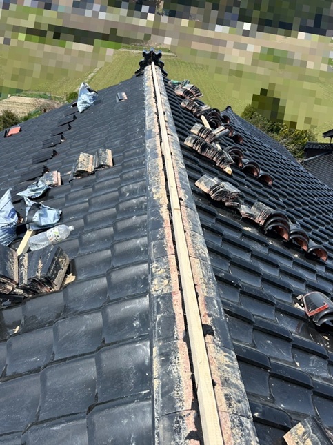 のし瓦を５段重ねました