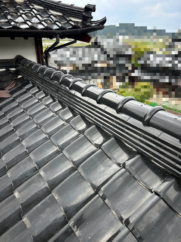 棟瓦の積み直し施工完了後