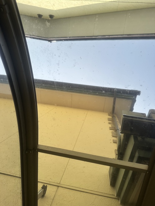 浮いたパネル補修