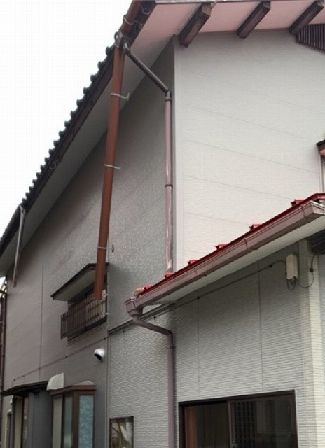 軒樋　外れ　落雪による