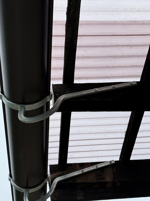 軒樋　樋吊り金具