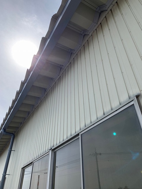 雨漏り　工場　施工前