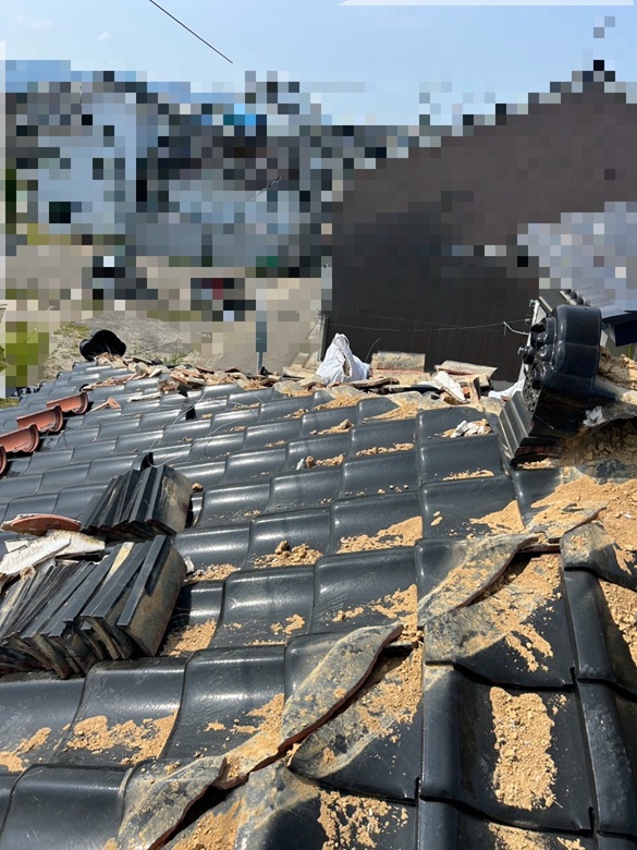 棟瓦積み直し　解体